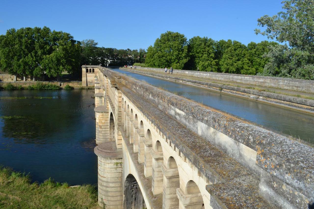 L'Instant Canal Capestang Dış mekan fotoğraf